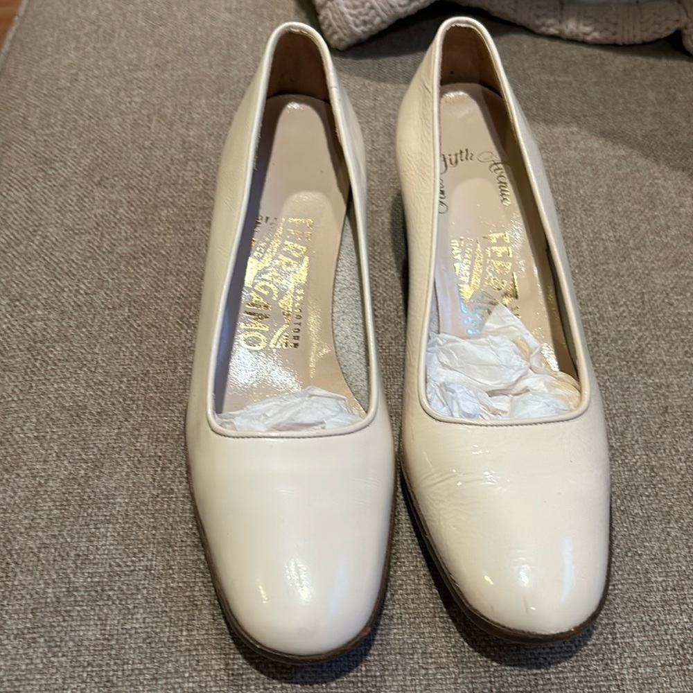 Ferragamo off white shoes